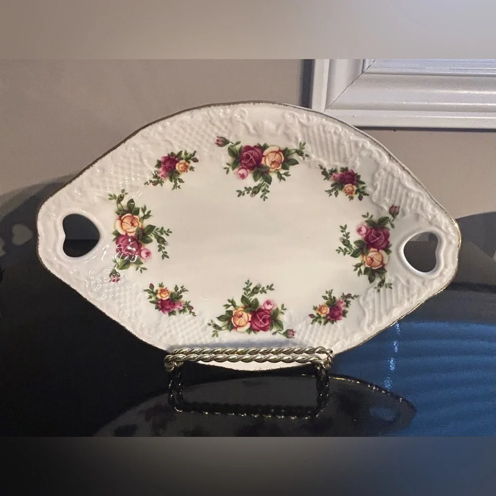 Old Country Roses Oval Tray - Picture 1 of 7